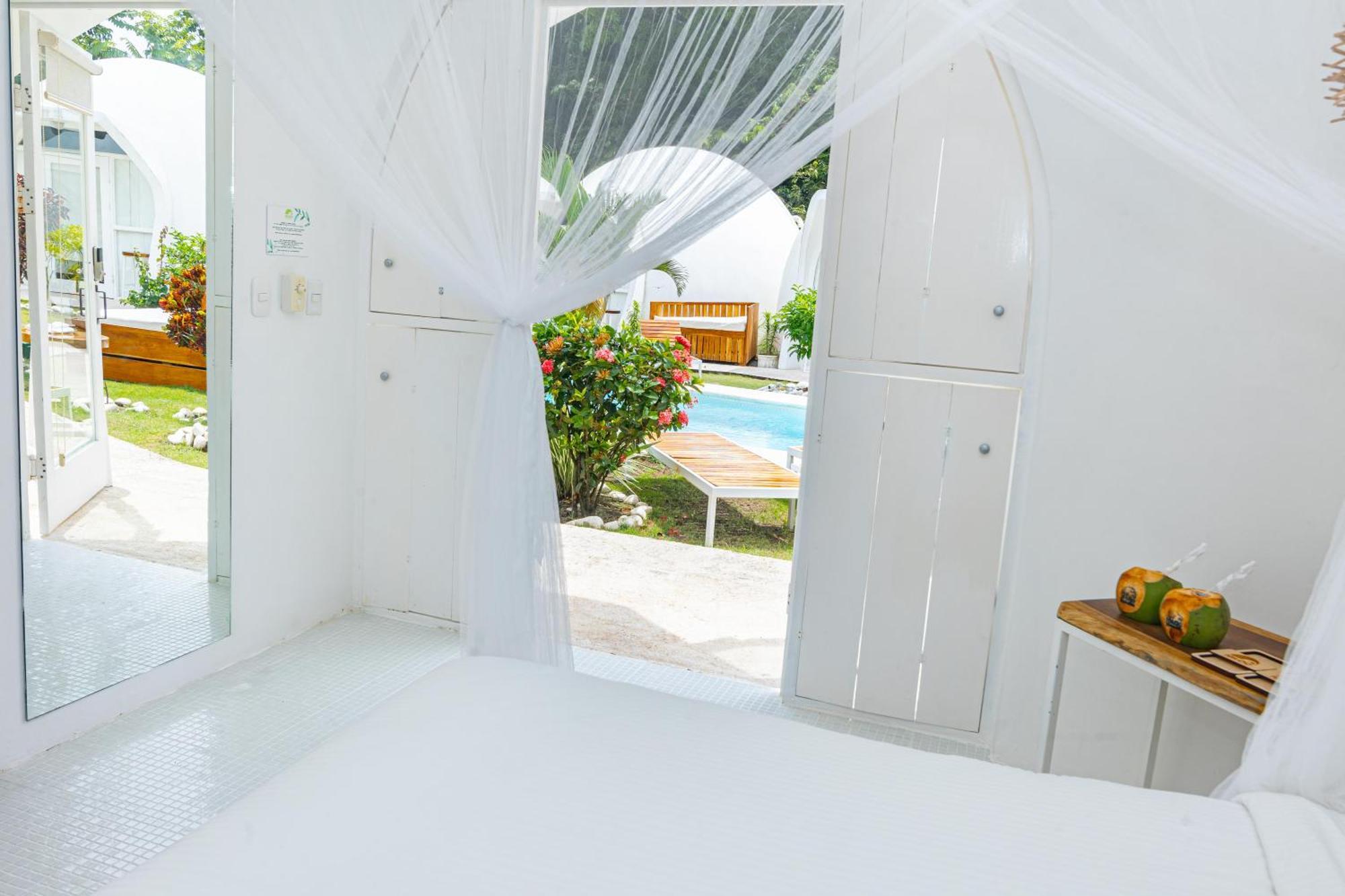 Igloo Beach Lodge マヌエル・アントニオ エクステリア 写真